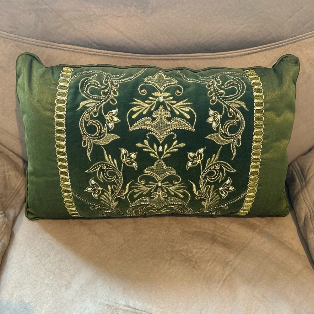 Pier 1 Green Velvet and Satin Like Sequin and Beaded Pillow Set